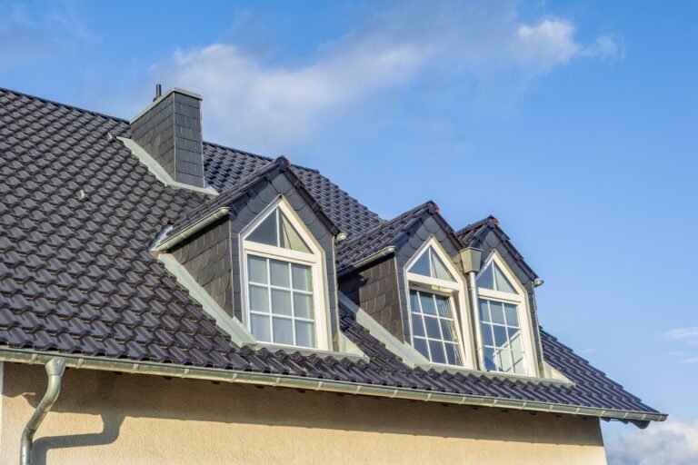 Choose the Right Roofing Materials for Your New Melbourne Home